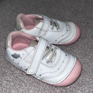 Stride rite toddler shoes